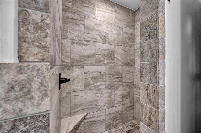 9120 NW 121st Street, Yukon, OK 73099