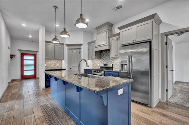 9120 NW 121st Street, Yukon, OK 73099