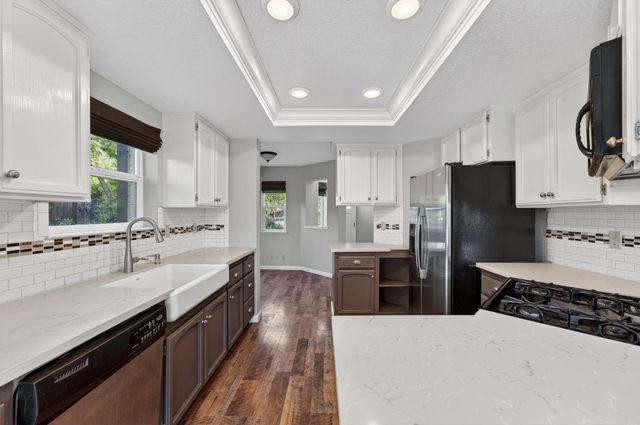 2250 Corral Dr, Auburn, CA 95603