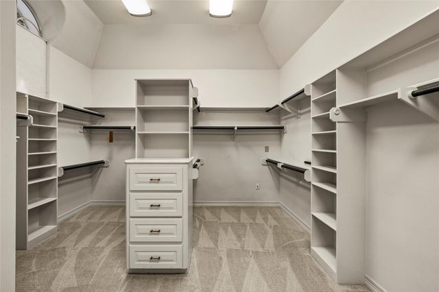 3 N Benton Woods Circle, The Woodlands, TX 77382