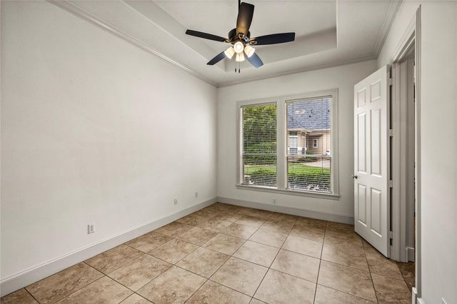 3 N Benton Woods Circle, The Woodlands, TX 77382