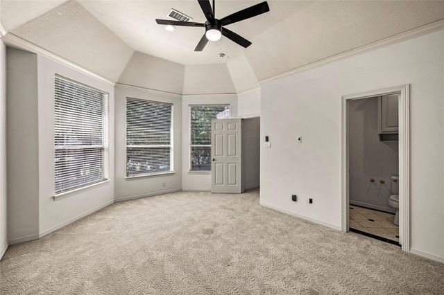 3 N Benton Woods Circle, The Woodlands, TX 77382