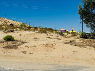 4 Hillside Avenue, Twentynine Palms, CA 92277