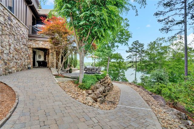 320 Knollwood Drive, Salem, SC 29676
