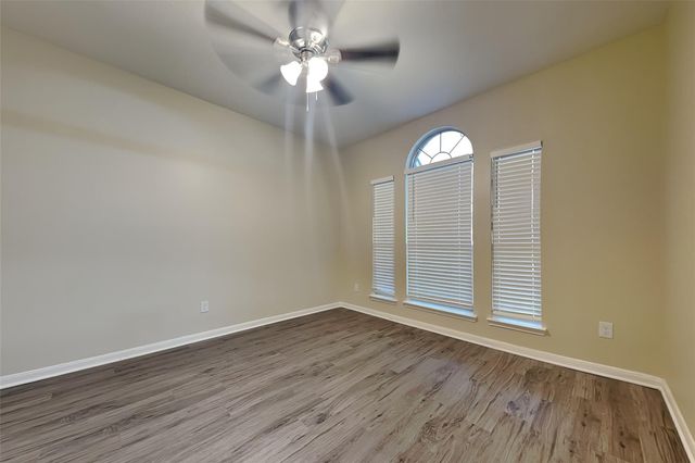 3007 Davey Oaks Street, Pearland, TX 77584