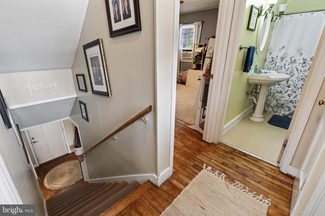 144 APPLE VALLEY RD, Winchester, VA 22602