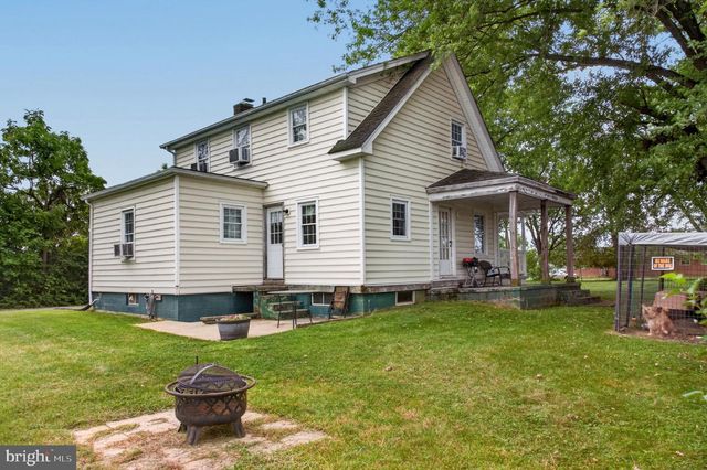 144 APPLE VALLEY RD, Winchester, VA 22602