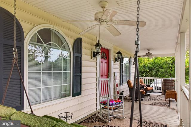 144 APPLE VALLEY RD, Winchester, VA 22602
