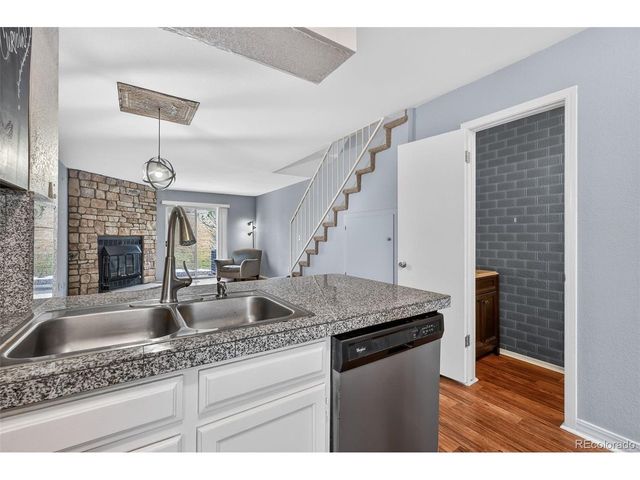 9475 W Ontario Dr, Littleton, CO 80128