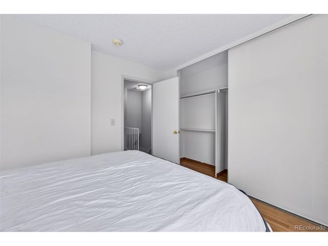 9475 W Ontario Dr, Littleton, CO 80128