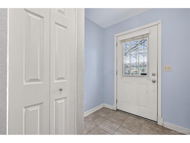 9475 W Ontario Dr, Littleton, CO 80128