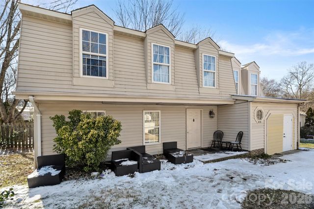 10718 Downpatrick Place, Charlotte, NC 28262