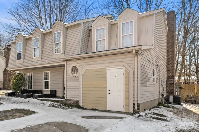 10718 Downpatrick Place, Charlotte, NC 28262