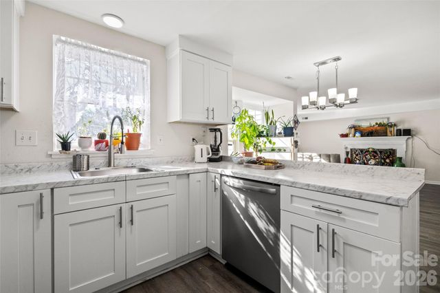 10718 Downpatrick Place, Charlotte, NC 28262