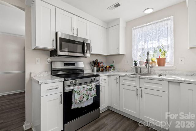 10718 Downpatrick Place, Charlotte, NC 28262