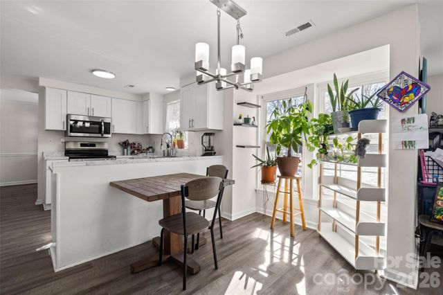 10718 Downpatrick Place, Charlotte, NC 28262