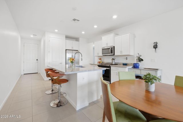 35735 N THICKET Way, San Tan Valley, AZ 85144