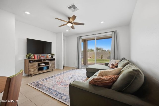 35735 N THICKET Way, San Tan Valley, AZ 85144