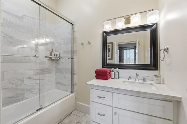 2523 Avenue M, Galveston, TX 77550