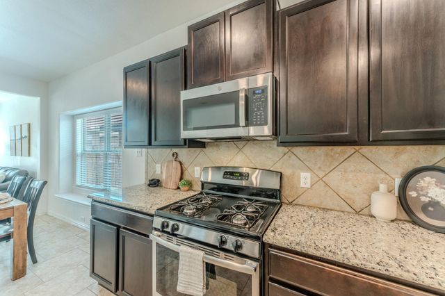 188 Shale CIR, Buda, TX 78610