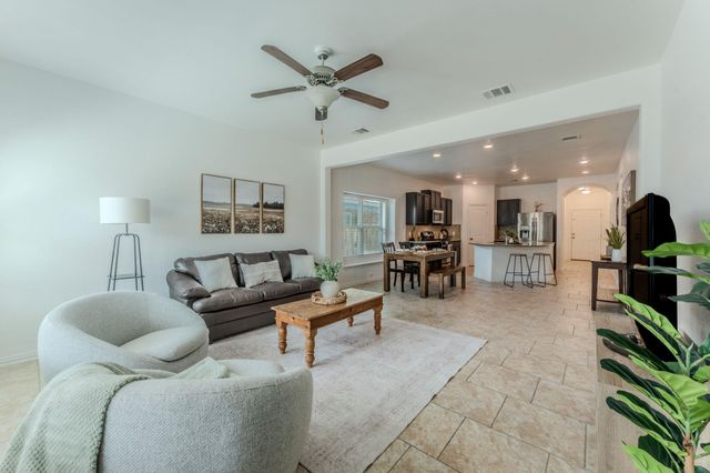 188 Shale CIR, Buda, TX 78610