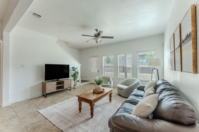 188 Shale CIR, Buda, TX 78610