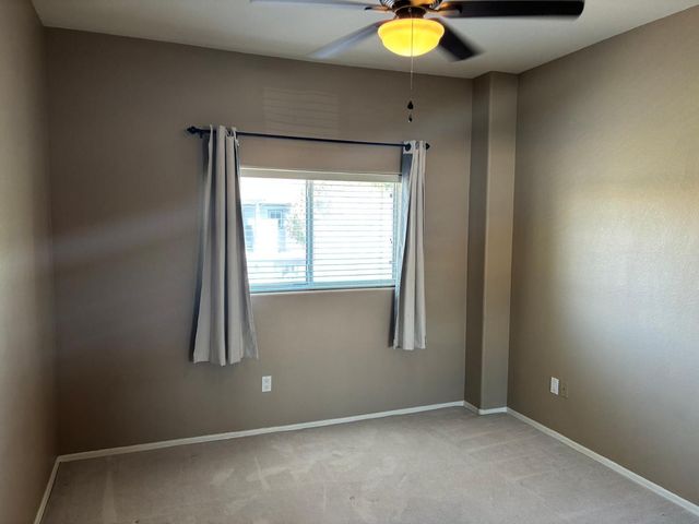 7401 W Arrowhead Clubhouse Drive Unit 2035, Glendale, AZ 85308