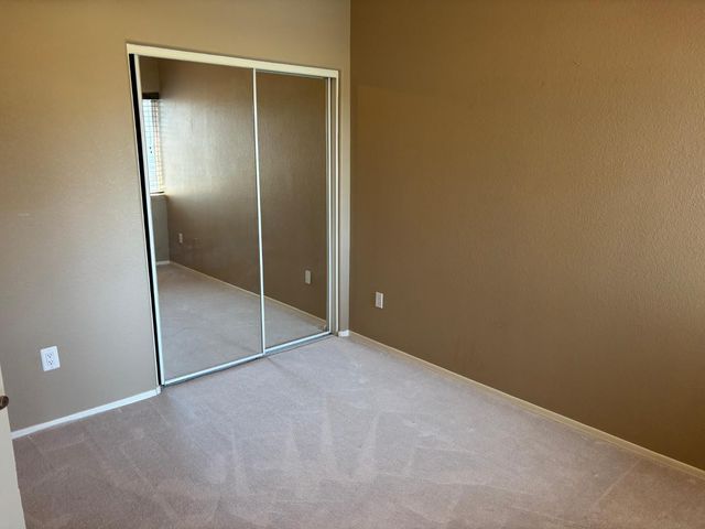 7401 W Arrowhead Clubhouse Drive Unit 2035, Glendale, AZ 85308