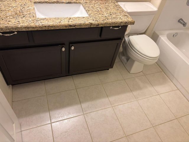 7401 W Arrowhead Clubhouse Drive Unit 2035, Glendale, AZ 85308