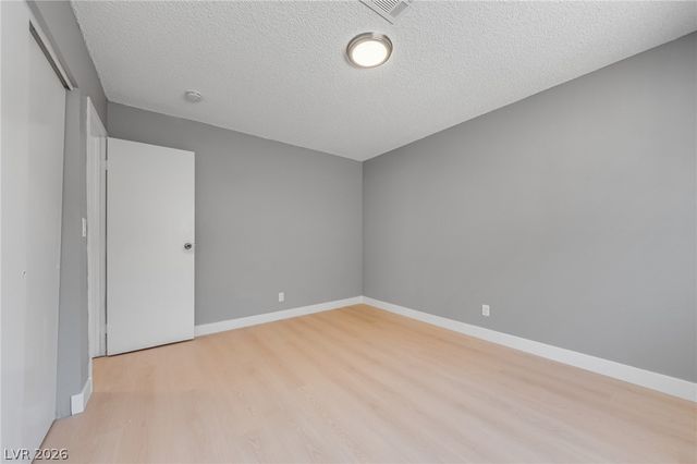 3570 Irwin, Las Vegas, NV 89115
