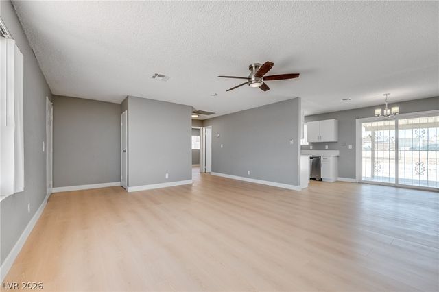 3570 Irwin, Las Vegas, NV 89115