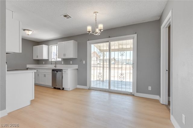 3570 Irwin, Las Vegas, NV 89115