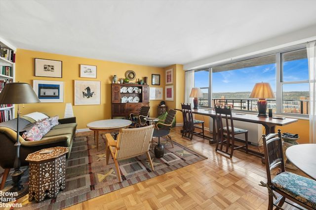 2500 Johnson Ave Apt 11J, New York City, NY 10463