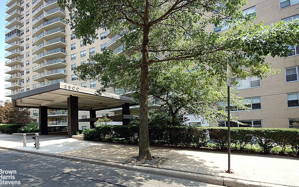 2500 Johnson Ave Apt 11J, New York City, NY 10463
