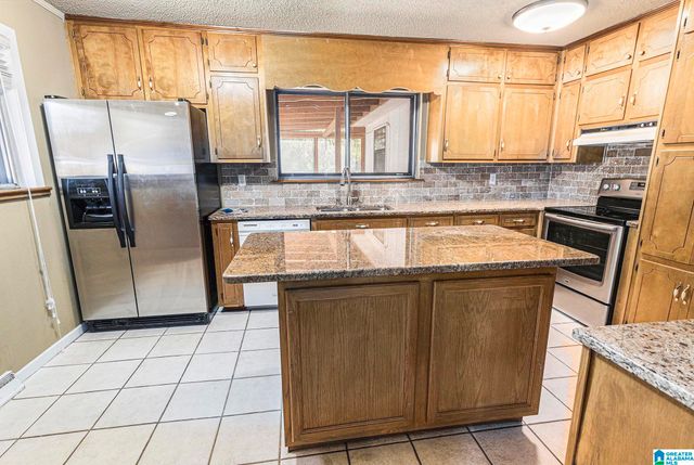 257 HOWARD DRIVE, Gardendale, AL 35071