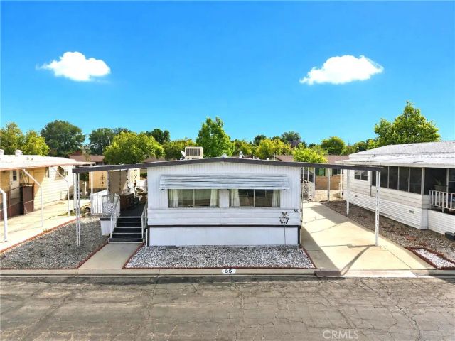 9391 California Ave 35, Riverside, CA 92503
