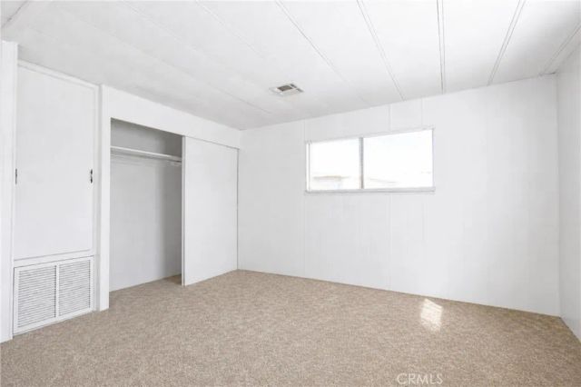 9391 California Ave 35, Riverside, CA 92503