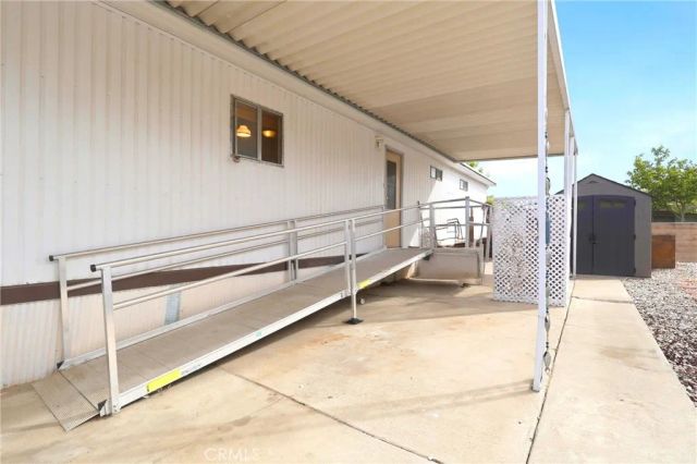 9391 California Ave 35, Riverside, CA 92503