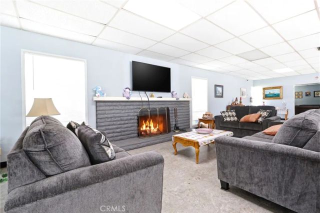 9391 California Ave 35, Riverside, CA 92503