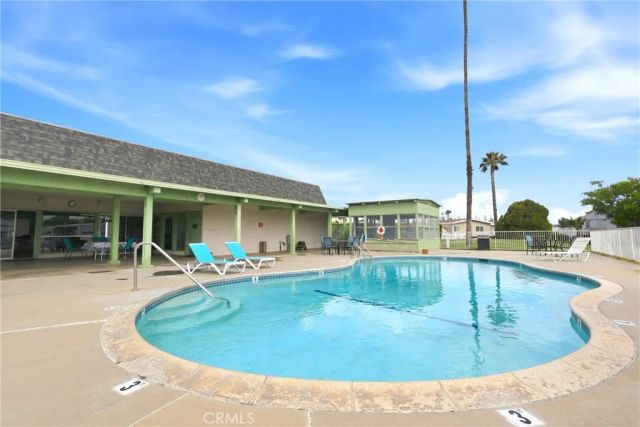 9391 California Ave 35, Riverside, CA 92503