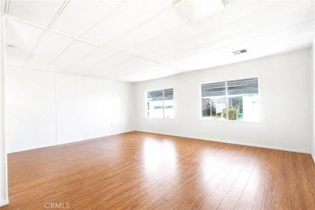 9391 California Ave 35, Riverside, CA 92503