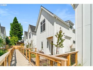 2283 N HUMBOLDT St, Portland, OR 97217
