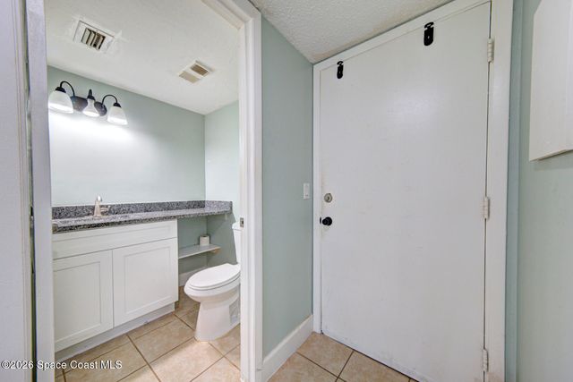 1001 W Eau Gallie Boulevard 101, Melbourne, FL 32935