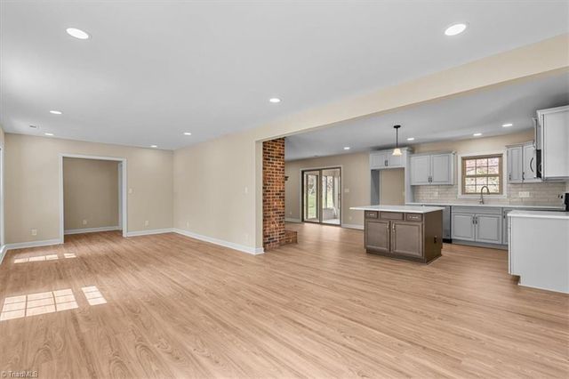 1541 Norwich Road, Winston-salem, NC 27127