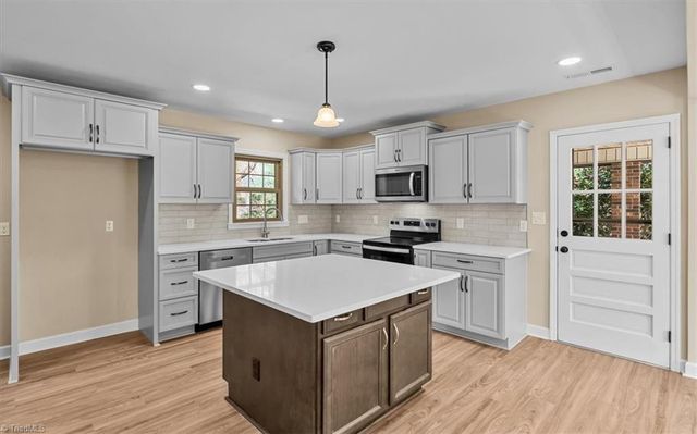 1541 Norwich Road, Winston-salem, NC 27127