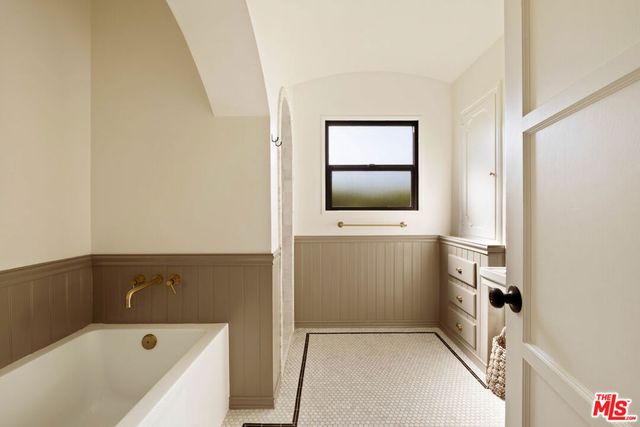 1363 Spazier Avenue, Glendale, CA 91201