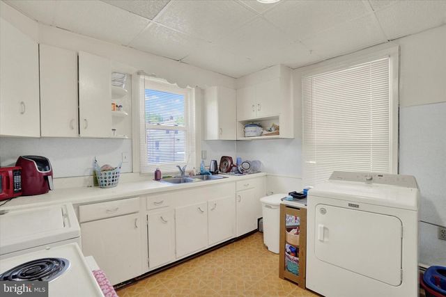 1148 N GEORGE ST, York, PA 17404