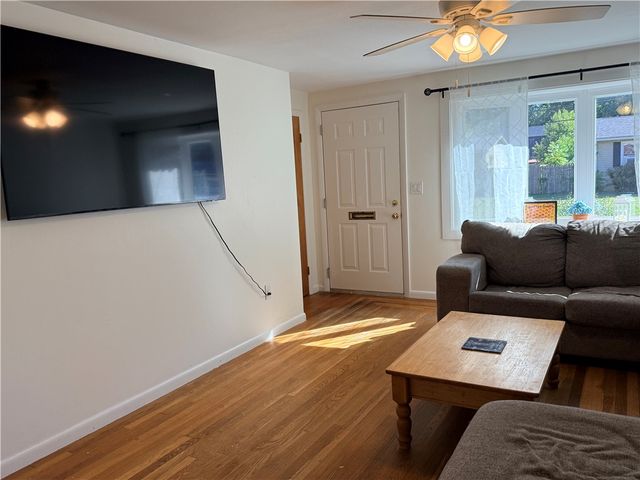 61 Calderwood Drive, Warwick, RI 02886