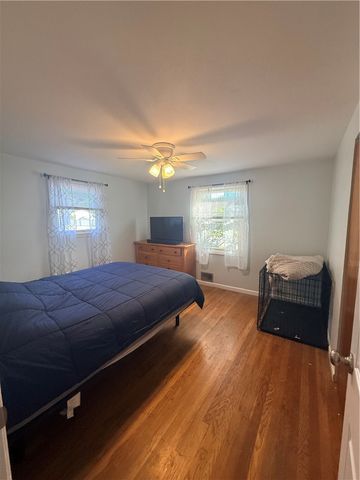 61 Calderwood Drive, Warwick, RI 02886