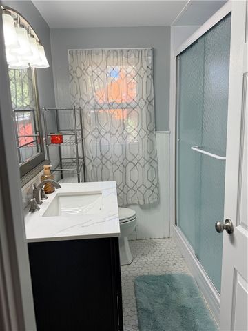 61 Calderwood Drive, Warwick, RI 02886